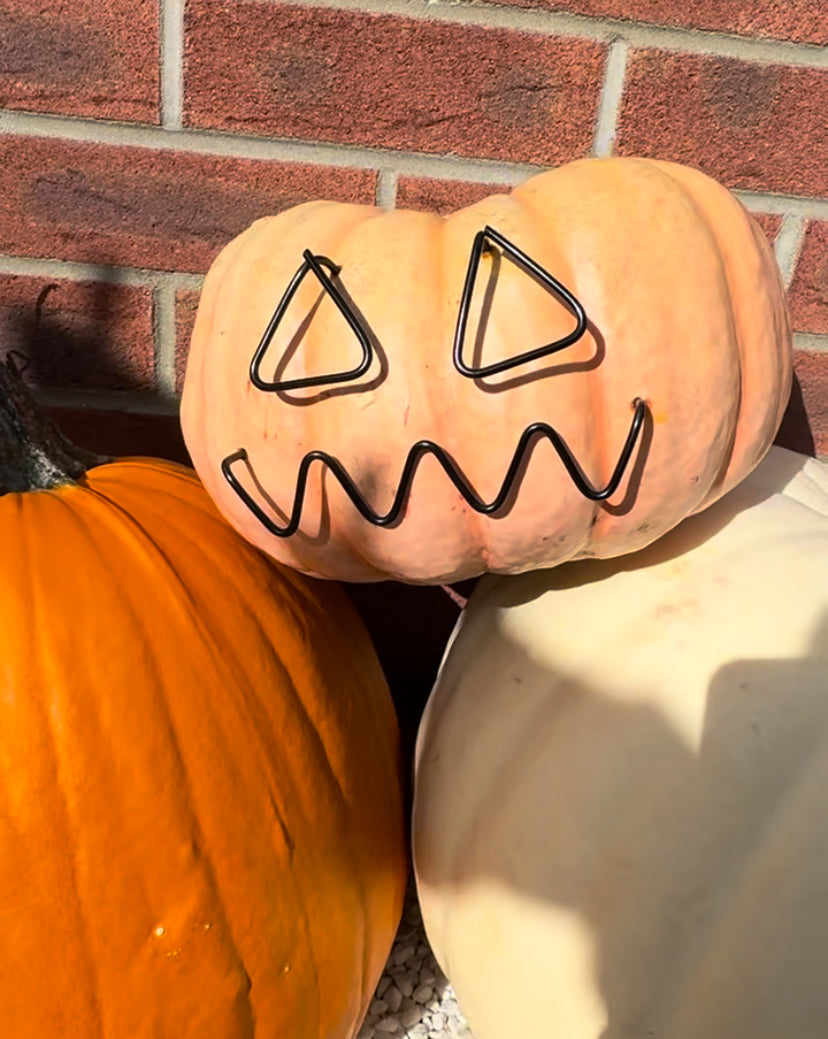 Spooky Face Pumpkin Wire Art