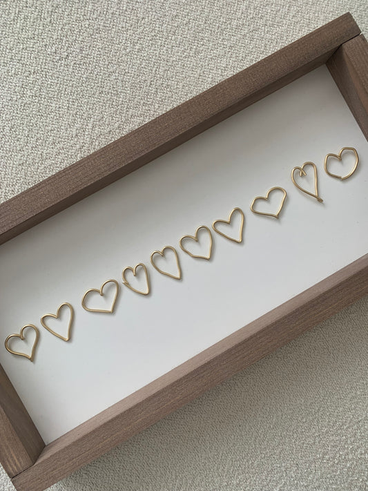 Farmhouse Frame 3D Custom hand drawn hearts in wire